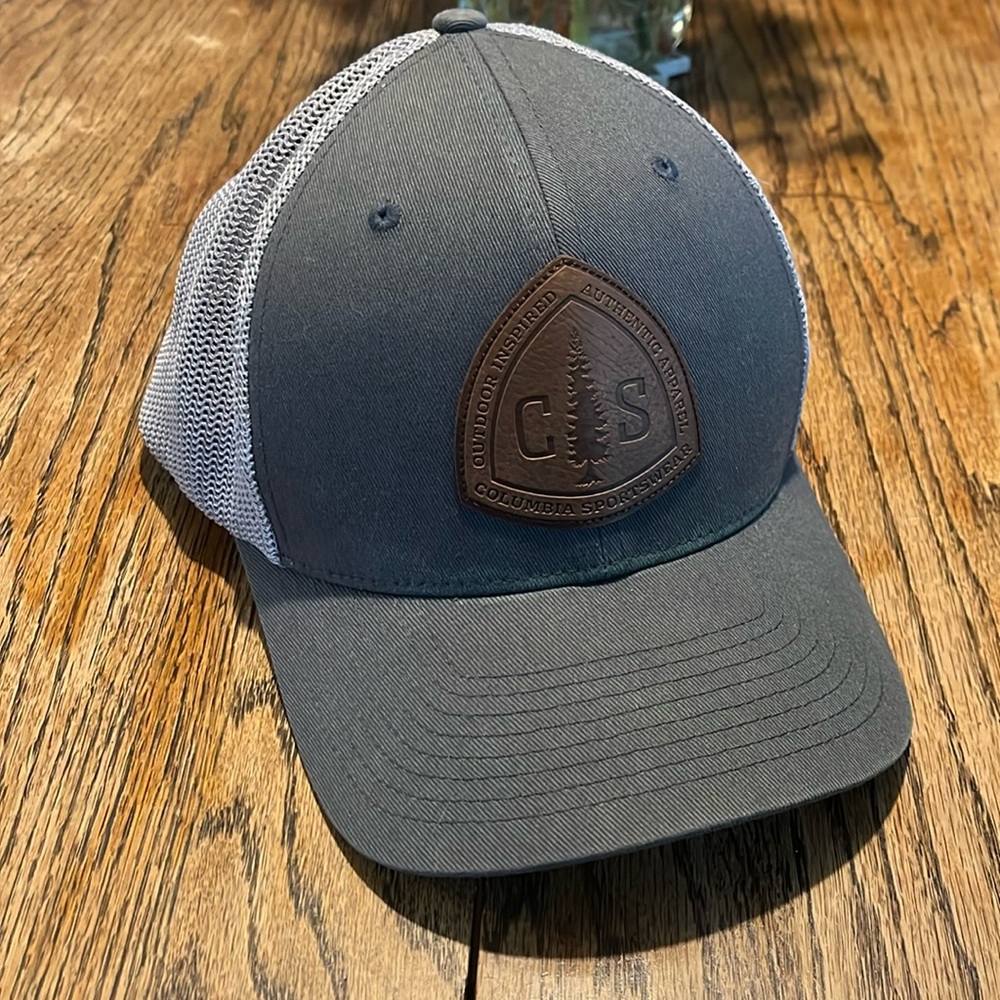 Columbia Flexfit hat- unisex